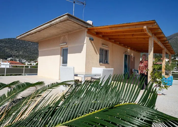 Konukevi Vienna Méthana